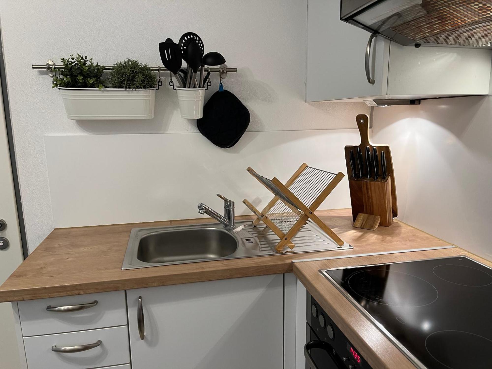 Schoene Ferienwohnung 2,5 Zimmer In Stadtnaehe Mit Eigenem Hofgarten バーリンゲン エクステリア 写真